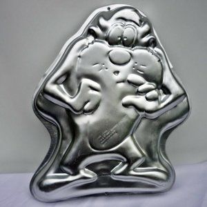 Tasmanian Devil Taz Wilton Cake Pan Mold Warner Bros Retired #2105-1236